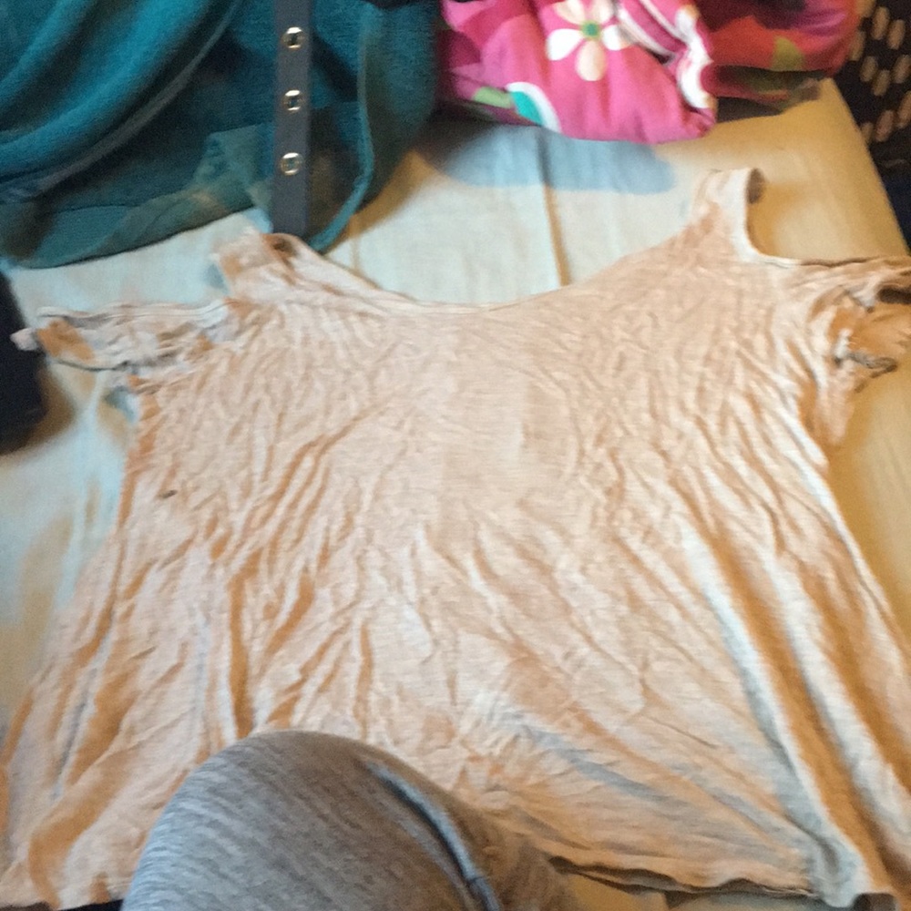 Women’s shirt